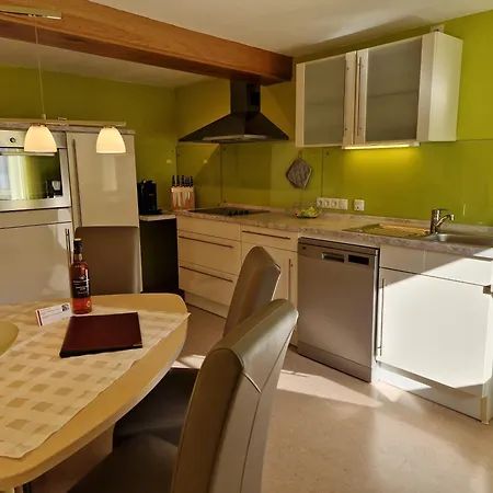 Mandelbluete Holiday home Klingenmuenster